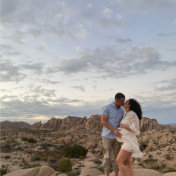 White Semi-sheer flowey dress maternity dress - Picture 5 of 5